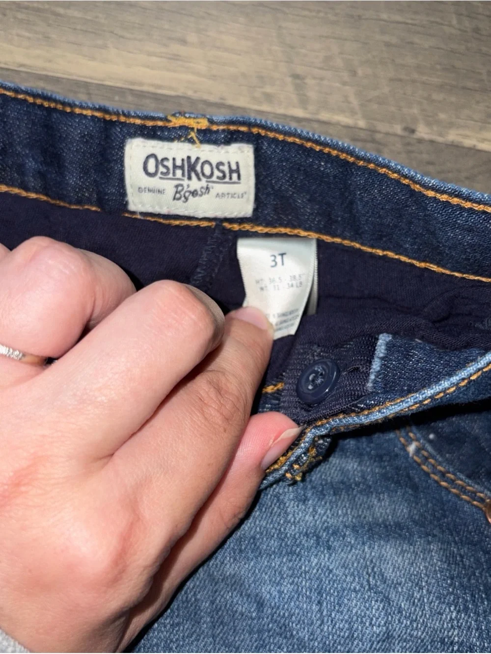 Oshkosh Girls Denim Skort Size 3T Excellent Condition